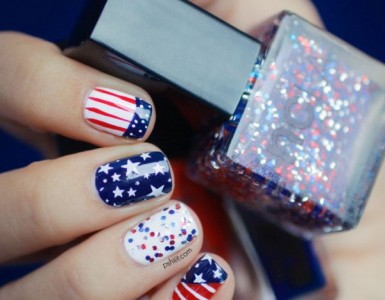 4-american-flag-stripes-stars-nails